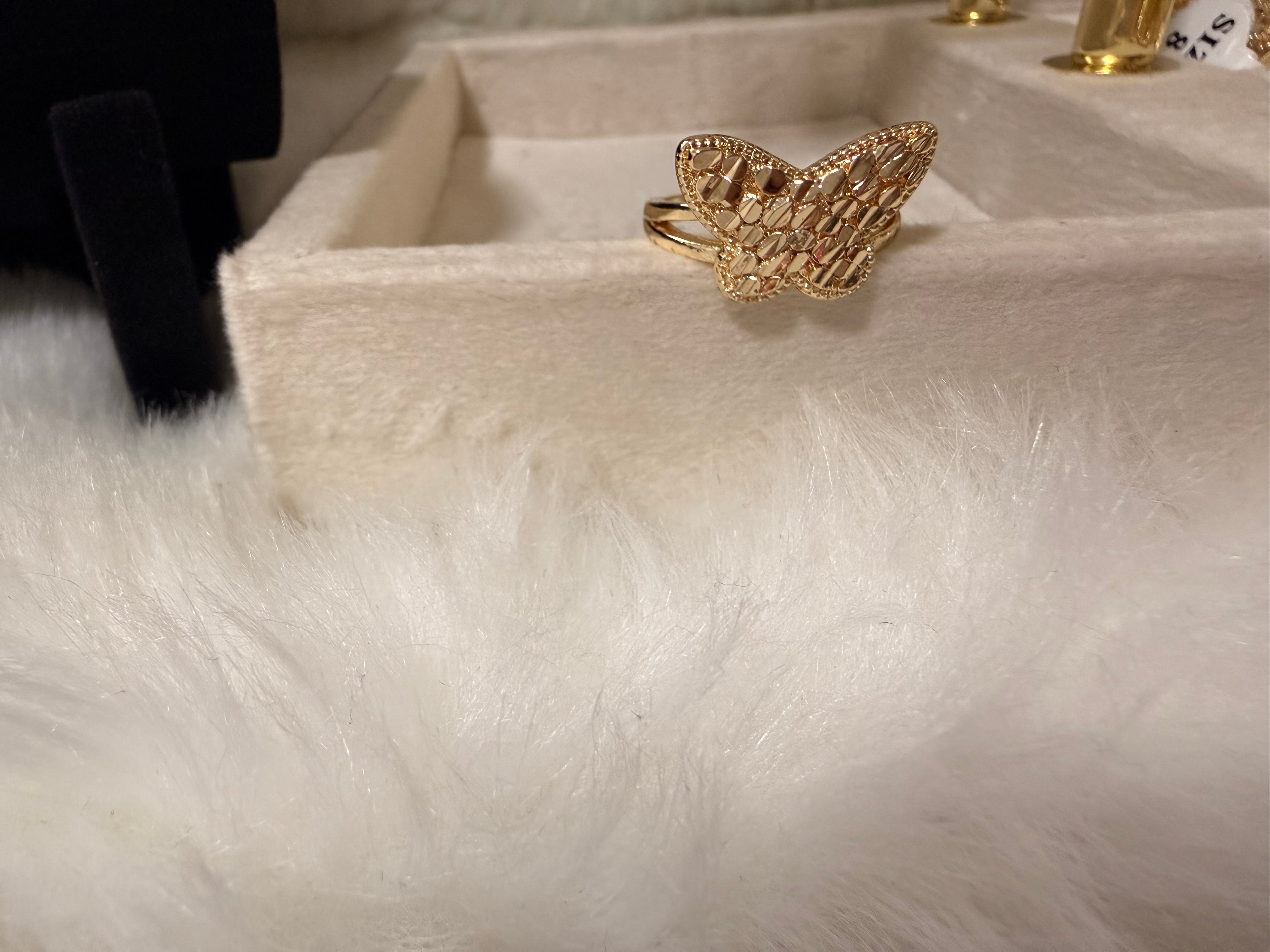 Butterfly luxe ring